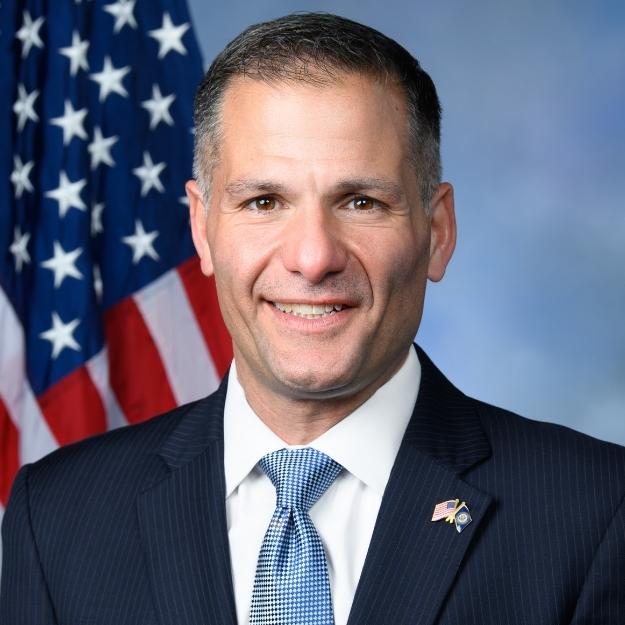 Marcus Molinaro
